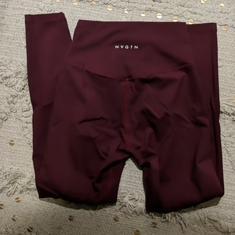 NVGTN burgundy signature leggings